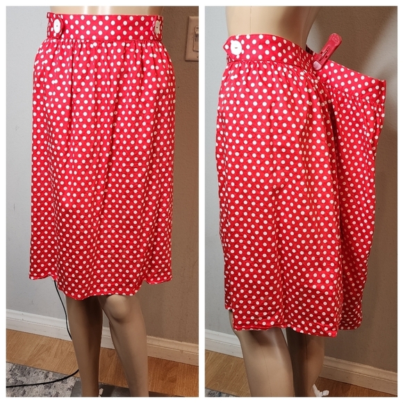 Modcloth Red White Polka Dot a-line pleated skirt. Women's plus size 1X. - Picture 3 of 16